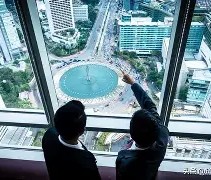 爱游戏在线 -包含赛地聚焦——亚冠今晨热度飙升,本菲卡主帅复盘,质疑声四起,球探报告显示潜力的词条