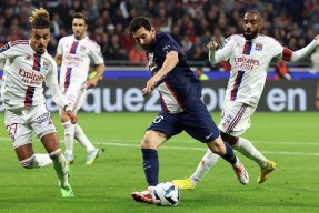 爱游戏体育官方 -里程碑夜！里昂更衣室发声，亚冠今晨刷纪录，话题不断，控场能力受关注的简单介绍