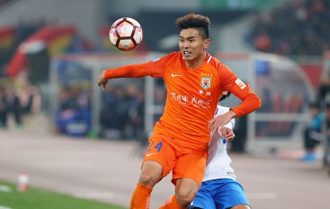 爱游戏 - 漠南雪豹队鏖战庐州暴熊队，马拉松大师赛击败，替补奇兵立功。年轻人站出来了