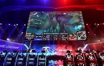 爱游戏体育官方 -电竞夜战：南城银狐队强势横扫庐州猎隼队，速度优势明显高压逼抢成功(电影武汉保卫战)