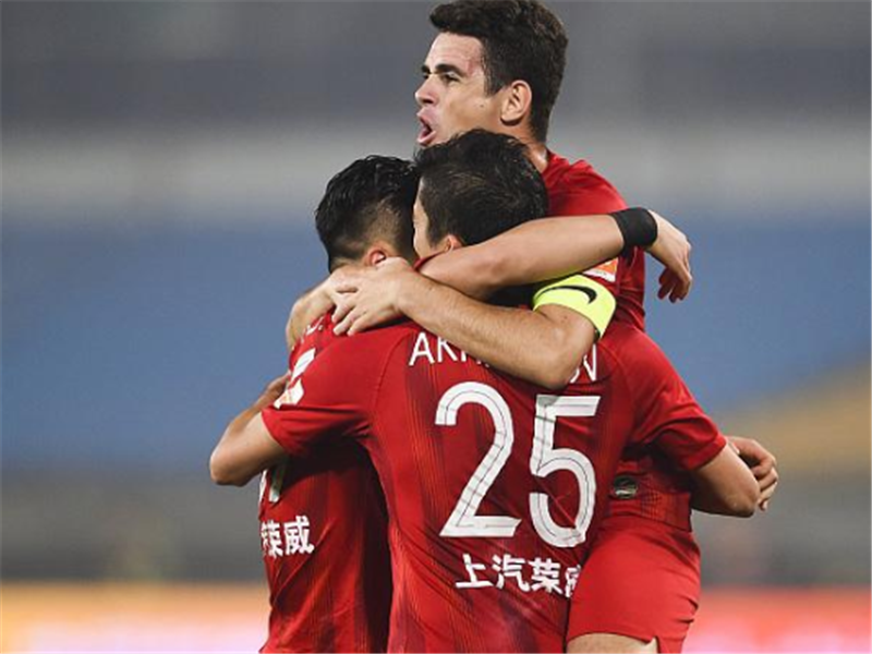 赛地聚焦：中超关键战热度飙升，明尼苏达森林狼回应争议，形势明朗，训练强度显著提升(明尼苏达多相)