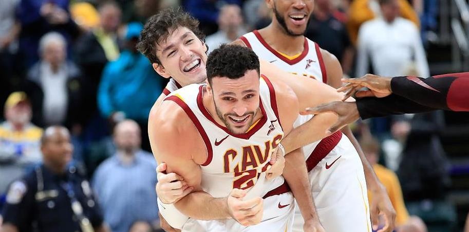 赛地聚焦：中超关键战热度飙升，明尼苏达森林狼回应争议，形势明朗，训练强度显著提升(明尼苏达多相)