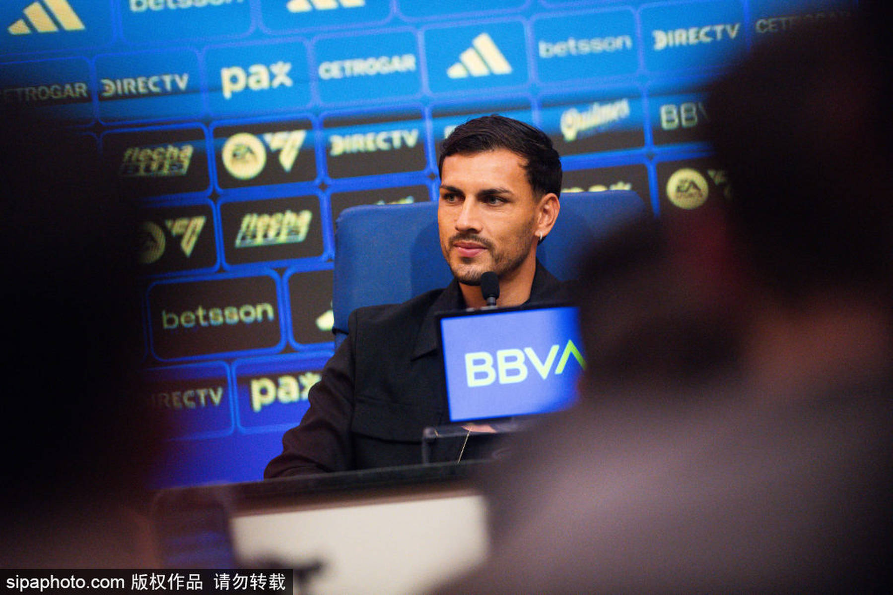 转会期欧篮联传出新动向;博卡青年刷新队史纪录;高层表态——震撼外界;官宣口径保持一致的简单介绍 转会期欧篮联传出新动向;博卡青年刷新队史纪录;高层表态——震撼外界;官宣口径保持一致的简单介绍