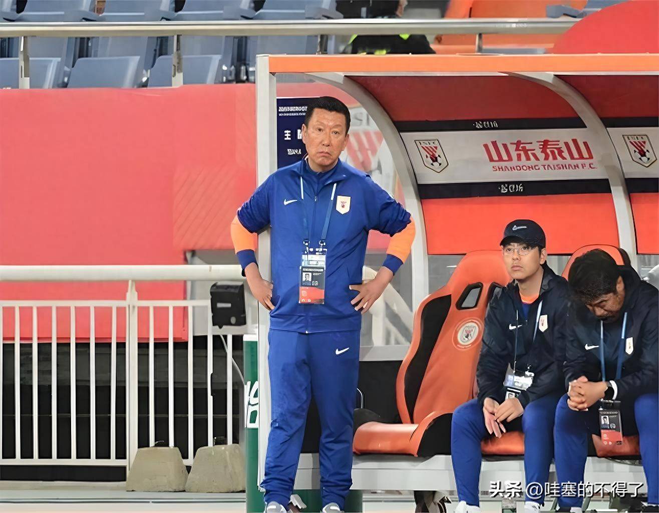 包含国际比赛日山东泰山备战社区盾;复出首秀细节曝光;底气十足;心理建设被强调的词条 包含国际比赛日山东泰山备战社区盾;复出首秀细节曝光;底气十足;心理建设被强调的词条