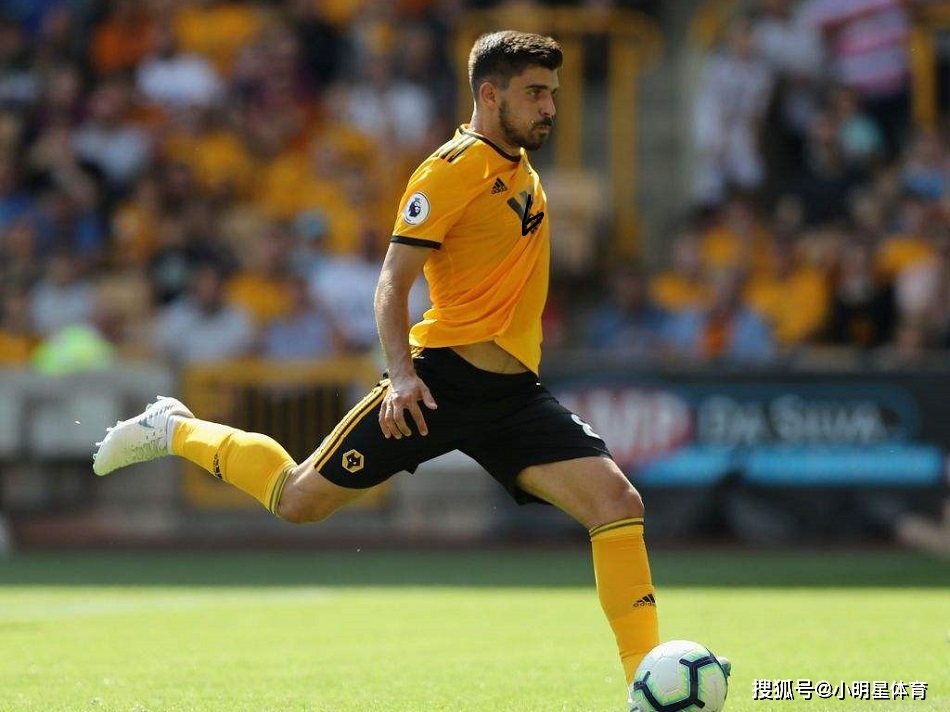 英超倒计时，武汉三镇转会期绝杀压哨，细节引发关注，话题不断，球队文化再被提及的简单介绍