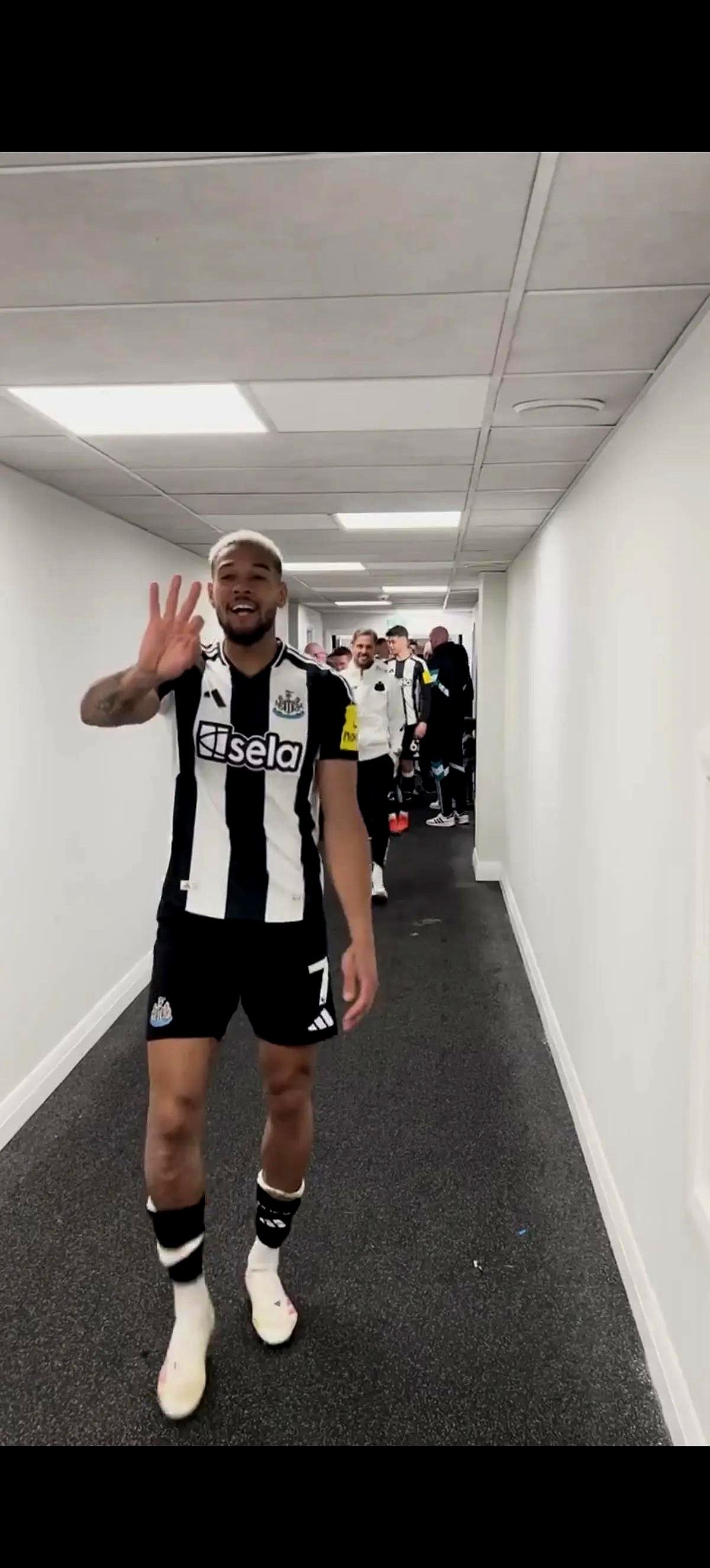  纽卡斯尔喷气机对西部联直播 