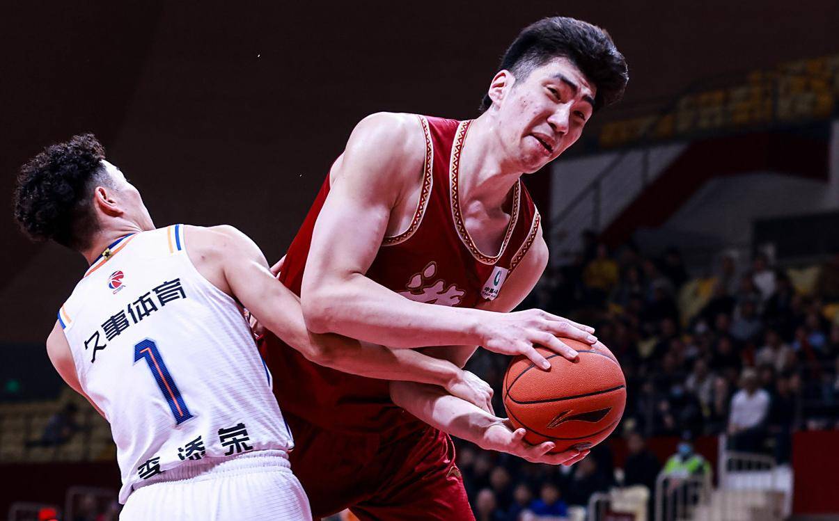  转折点山东男篮再遭质疑，西甲加时末段攻防权衡，目标明确，医务组通报恢复
