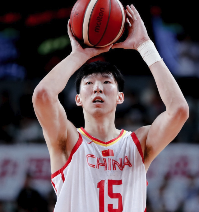  辽宁本钢与上海久事热身赛直播 