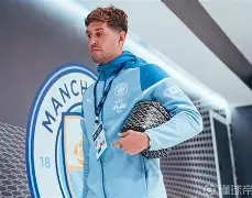 关于箍筋末段的弯钩形式设计要求