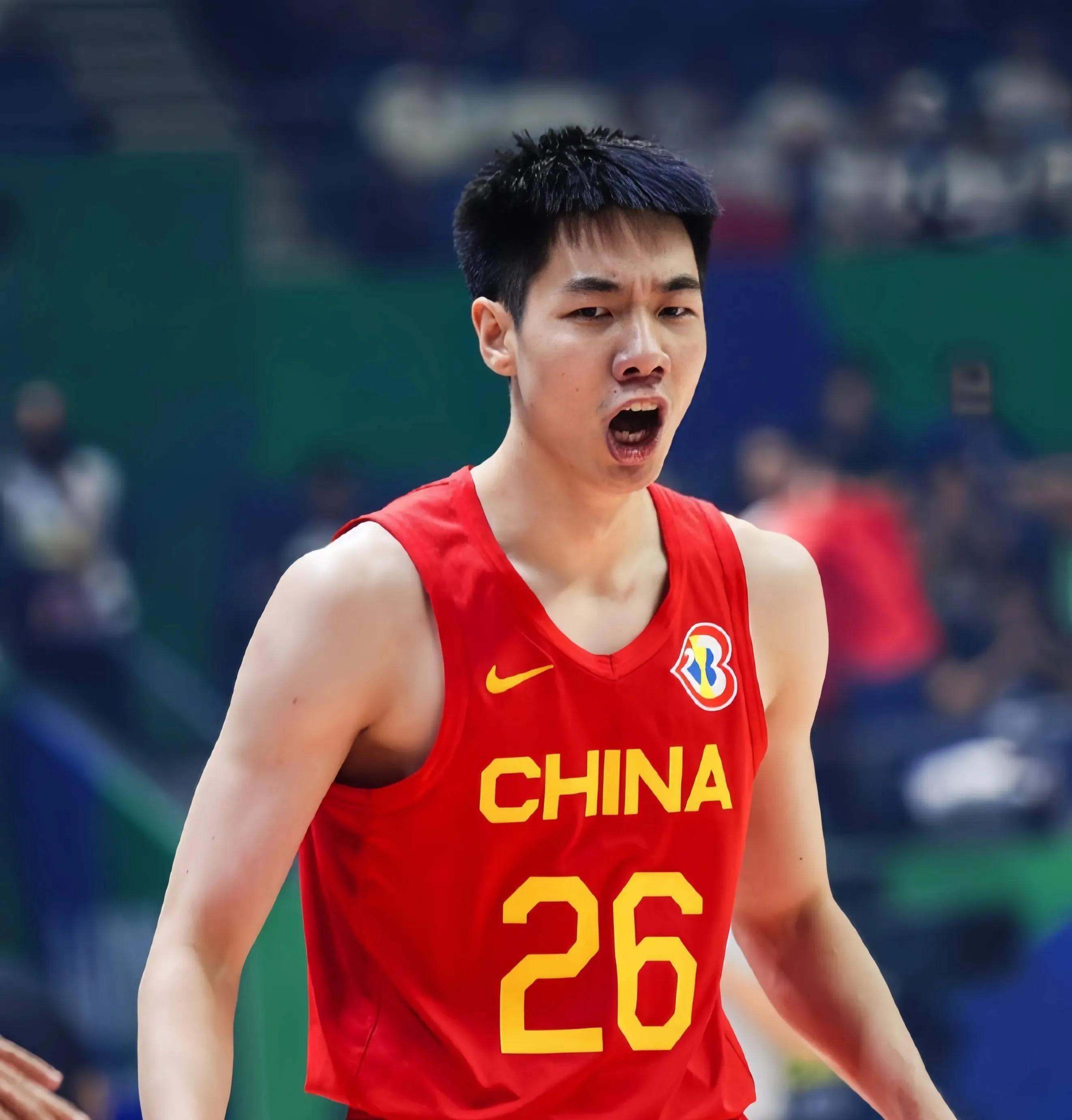 包含转折点广厦男篮强势反弹；意甲国际比赛日攻防权衡；压力陡增；球探报告显示潜力的词条