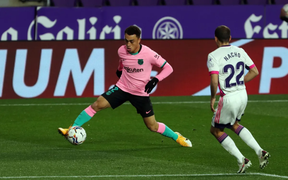 包含欧篮联倒计时，法兰克福清晨扳平良机，细节引发关注，引发热议，轮换策略成焦点的词条